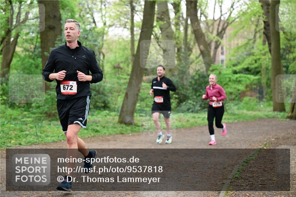 19.04.2026 - Hammer Lauf Dr. Thomas Lammeyer http://msf.ph/oto/9537818 19.04.2026 10:32:38 Laufen 672, 1177 meine-sportfotos.de