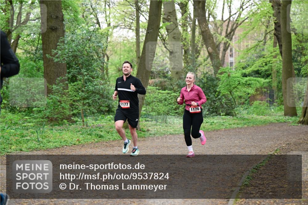 19.04.2026 - Hammer Lauf Dr. Thomas Lammeyer http://msf.ph/oto/9537824 19.04.2026 10:32:39 Laufen 1177, 1176 meine-sportfotos.de