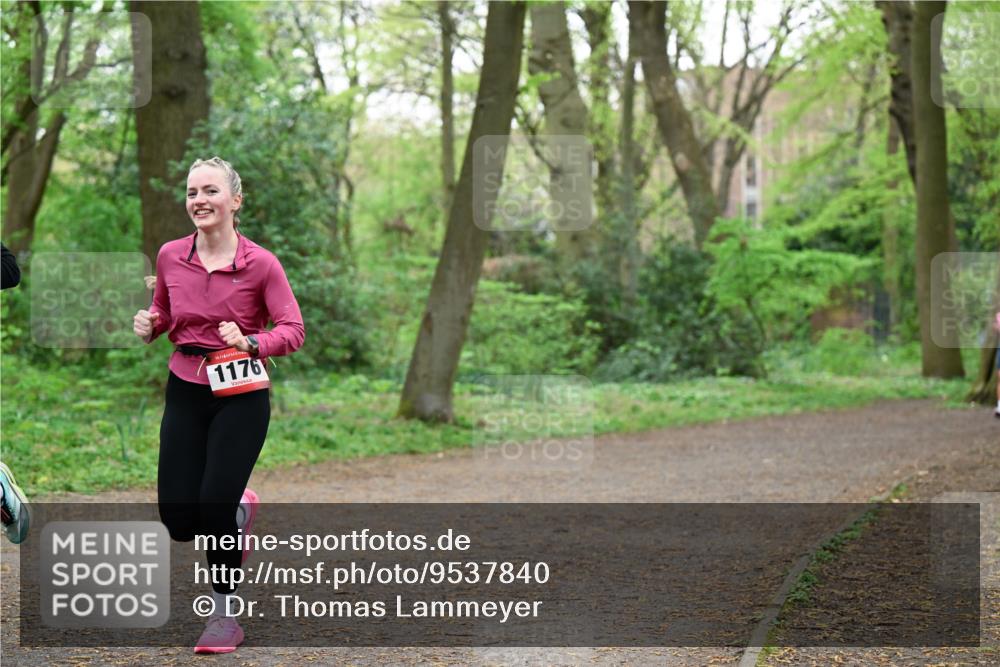 19.04.2026 - Hammer Lauf Dr. Thomas Lammeyer http://msf.ph/oto/9537840 19.04.2026 10:32:41 Laufen 1176 meine-sportfotos.de
