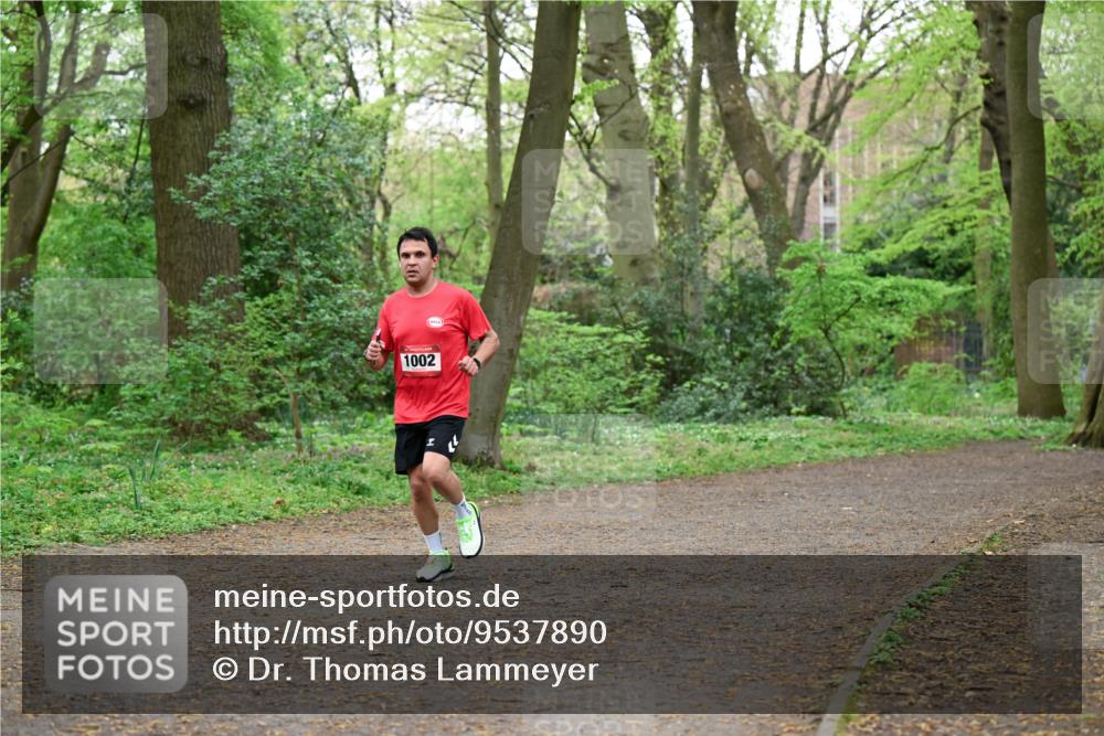 19.04.2026 - Hammer Lauf Dr. Thomas Lammeyer http://msf.ph/oto/9537890 19.04.2026 10:32:51 Laufen 1002 meine-sportfotos.de