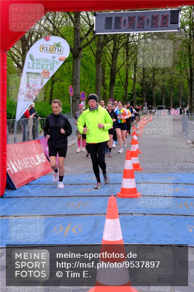 19.04.2026 - Hammer Lauf Tim E. http://msf.ph/oto/9537897 19.04.2026 11:07:47 Ziel 9, 10, 146, 181, 406, 407, 414, 415, 416, 418, 473, 506, 507, 534, 646, 663, 1907 meine-sportfotos.de