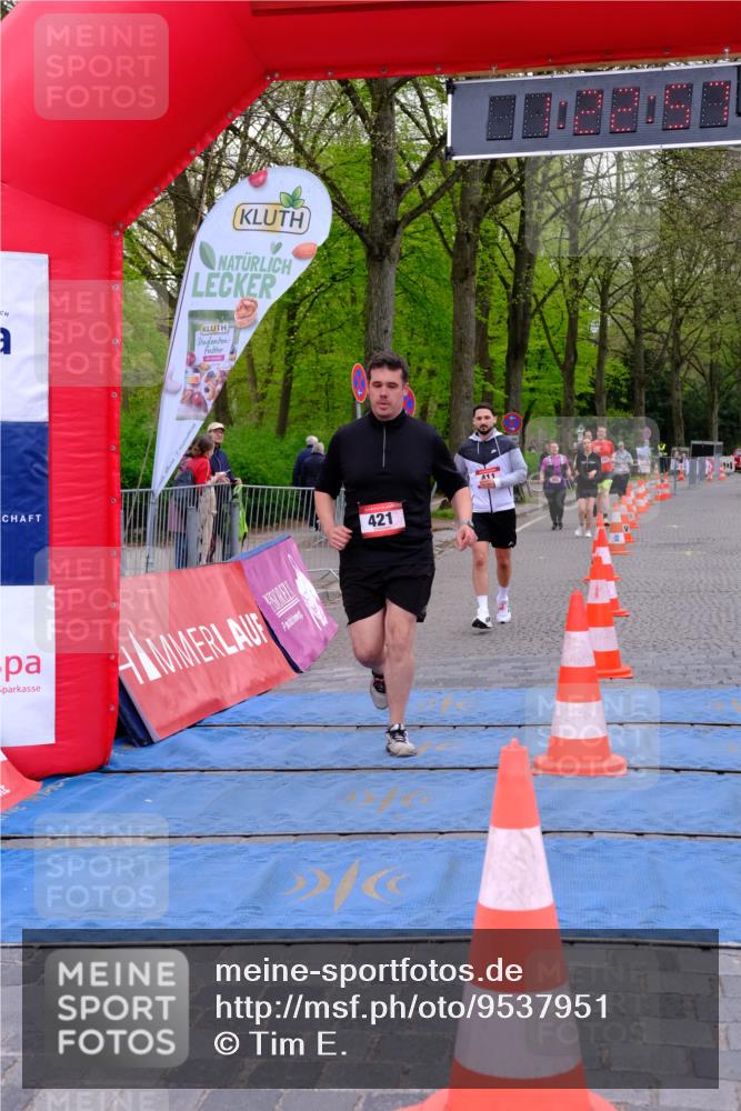 19.04.2026 - Hammer Lauf Tim E. http://msf.ph/oto/9537951 19.04.2026 11:08:06 Ziel 353, 411, 421, 537 meine-sportfotos.de