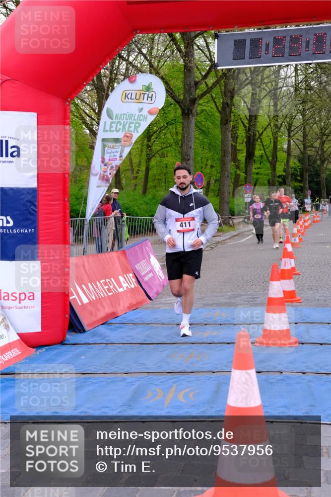 19.04.2026 - Hammer Lauf Tim E. http://msf.ph/oto/9537956 19.04.2026 11:08:08 Ziel 353, 411, 421, 499 meine-sportfotos.de