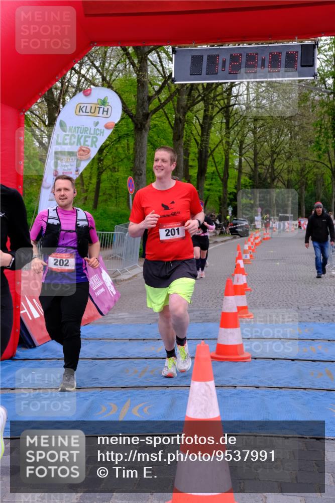 19.04.2026 - Hammer Lauf Tim E. http://msf.ph/oto/9537991 19.04.2026 11:08:16 Ziel 202, 404, 499, 631, 1085 meine-sportfotos.de