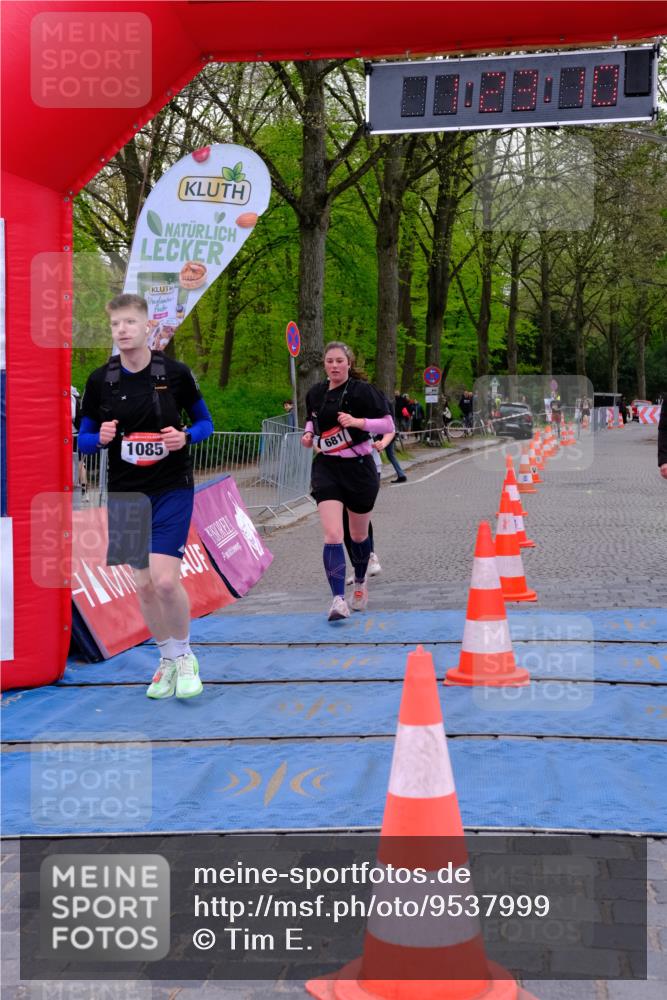 19.04.2026 - Hammer Lauf Tim E. http://msf.ph/oto/9537999 19.04.2026 11:08:19 Ziel 202, 404, 631, 1085 meine-sportfotos.de