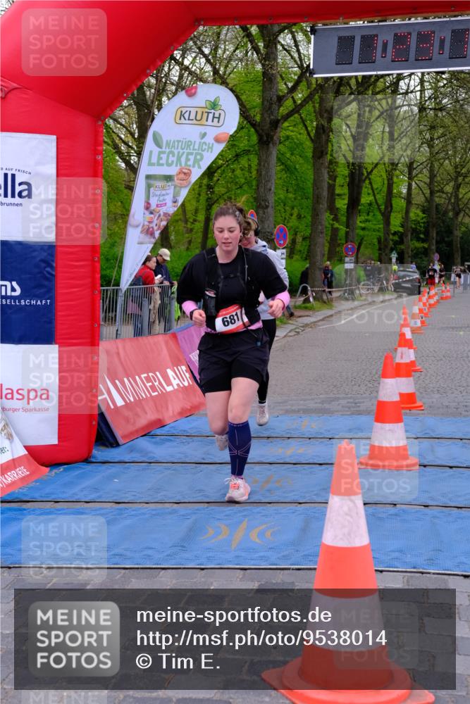 19.04.2026 - Hammer Lauf Tim E. http://msf.ph/oto/9538014 19.04.2026 11:08:20 Ziel 404, 631, 1085 meine-sportfotos.de