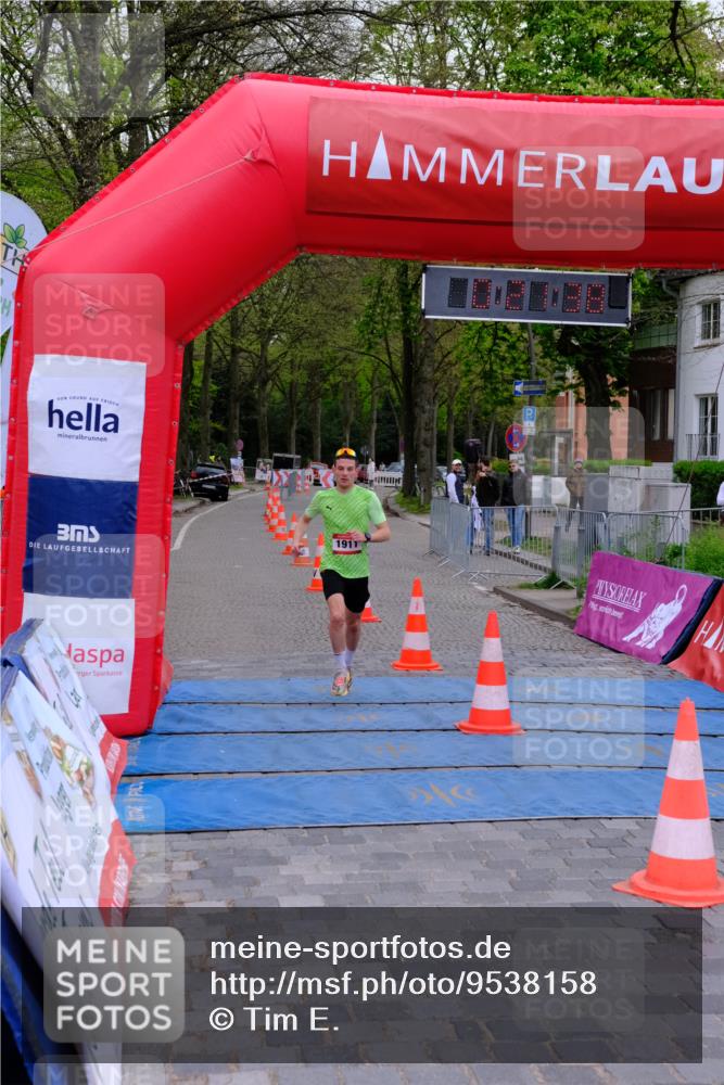 19.04.2026 - Hammer Lauf Tim E. http://msf.ph/oto/9538158 19.04.2026 11:21:47 Ziel 1911 meine-sportfotos.de