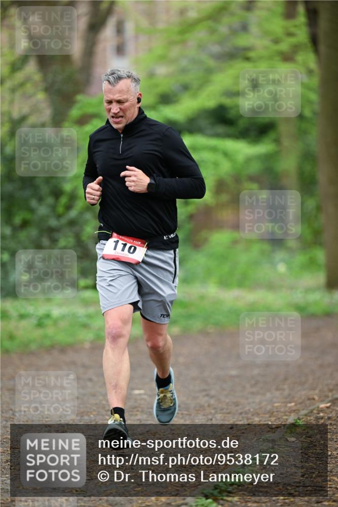 19.04.2026 - Hammer Lauf Dr. Thomas Lammeyer http://msf.ph/oto/9538172 19.04.2026 10:33:47 Laufen 110 meine-sportfotos.de