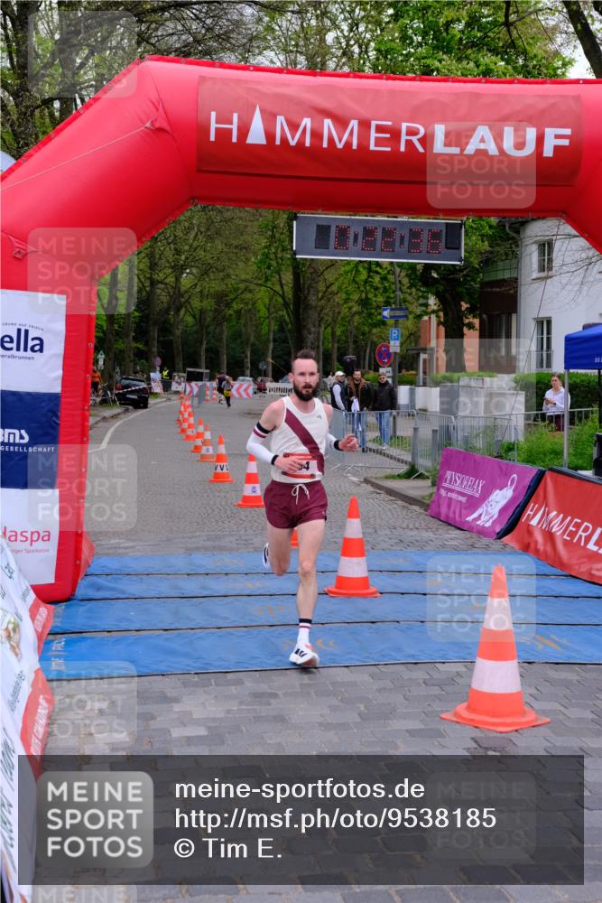 19.04.2026 - Hammer Lauf Tim E. http://msf.ph/oto/9538185 19.04.2026 11:22:45 Ziel 218, 562, 664 meine-sportfotos.de