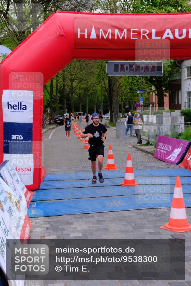 19.04.2026 - Hammer Lauf Tim E. http://msf.ph/oto/9538300 19.04.2026 11:25:17 Ziel 297, 536, 766 meine-sportfotos.de