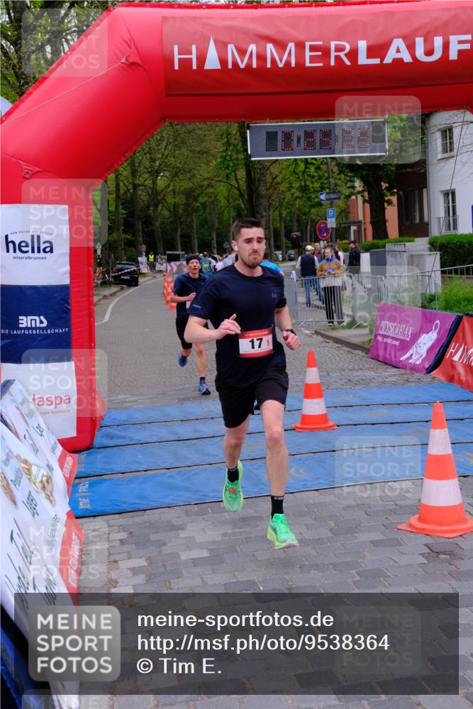 19.04.2026 - Hammer Lauf Tim E. http://msf.ph/oto/9538364 19.04.2026 11:25:48 Ziel 17, 117, 154, 157, 269, 354, 624 meine-sportfotos.de