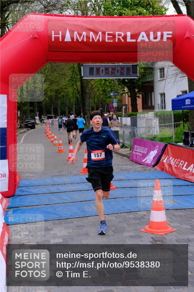 19.04.2026 - Hammer Lauf Tim E. http://msf.ph/oto/9538380 19.04.2026 11:25:50 Ziel 17, 154, 157, 269, 354 meine-sportfotos.de