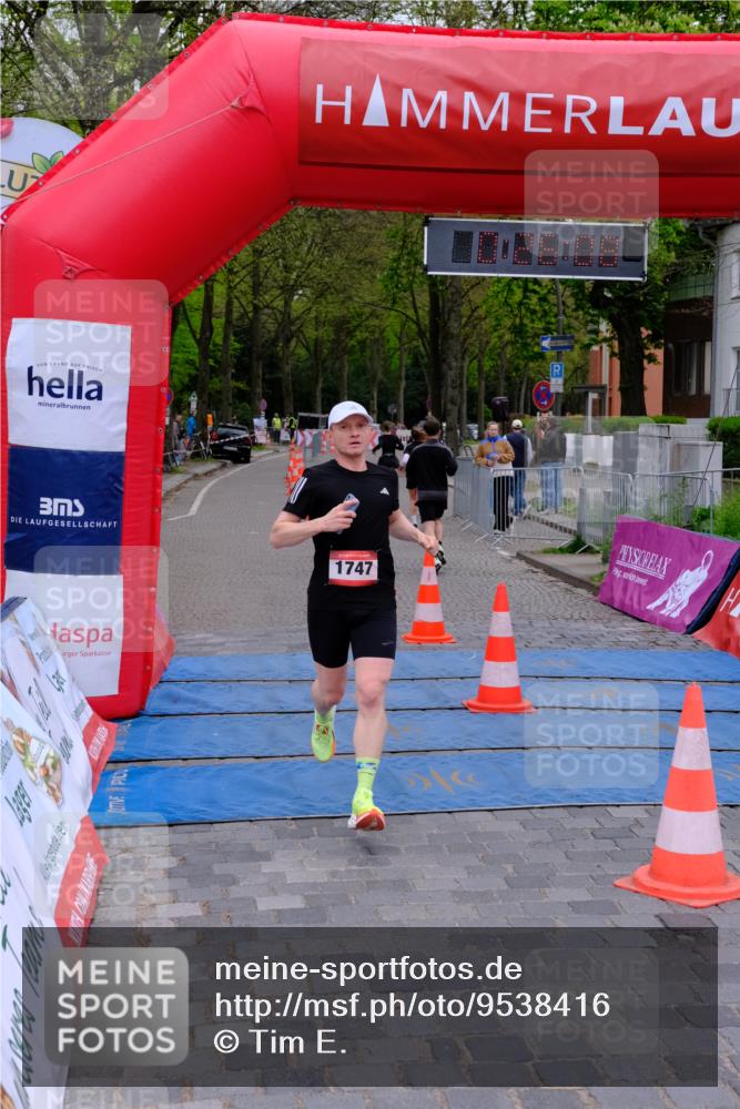 19.04.2026 - Hammer Lauf Tim E. http://msf.ph/oto/9538416 19.04.2026 11:26:17 Ziel 349, 609, 952, 1747, 1927 meine-sportfotos.de