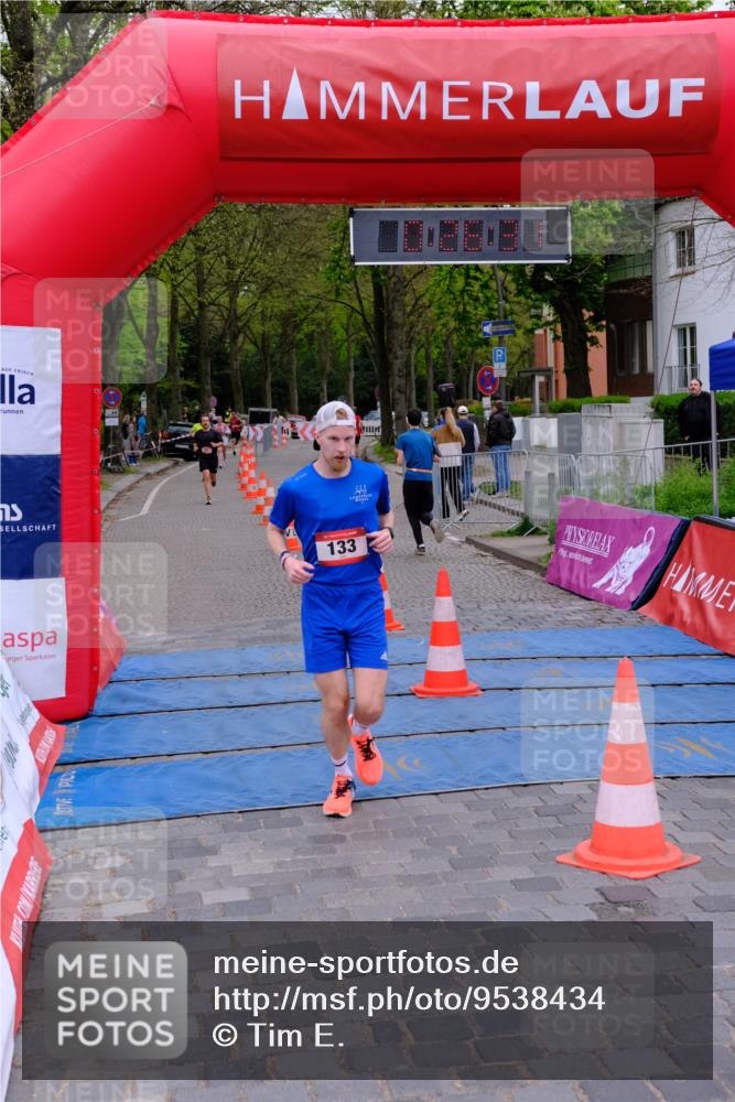 19.04.2026 - Hammer Lauf Tim E. http://msf.ph/oto/9538434 19.04.2026 11:26:40 Ziel 23, 133, 193, 604, 929, 1163 meine-sportfotos.de