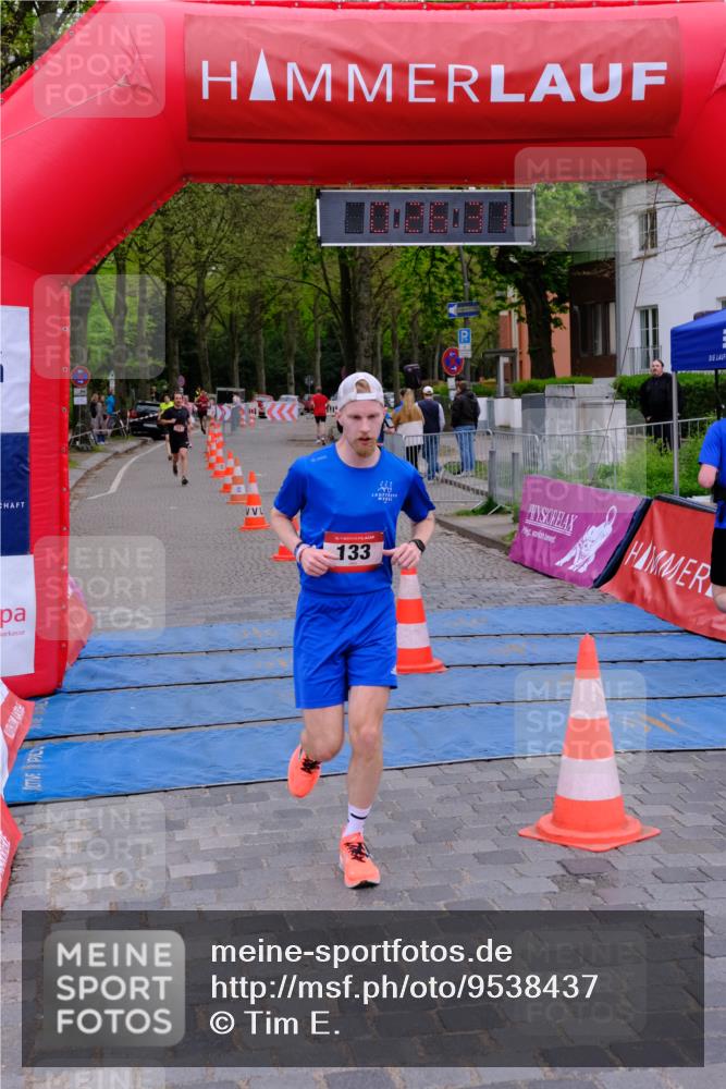 19.04.2026 - Hammer Lauf Tim E. http://msf.ph/oto/9538437 19.04.2026 11:26:40 Ziel 23, 133, 193, 604, 929, 1163 meine-sportfotos.de