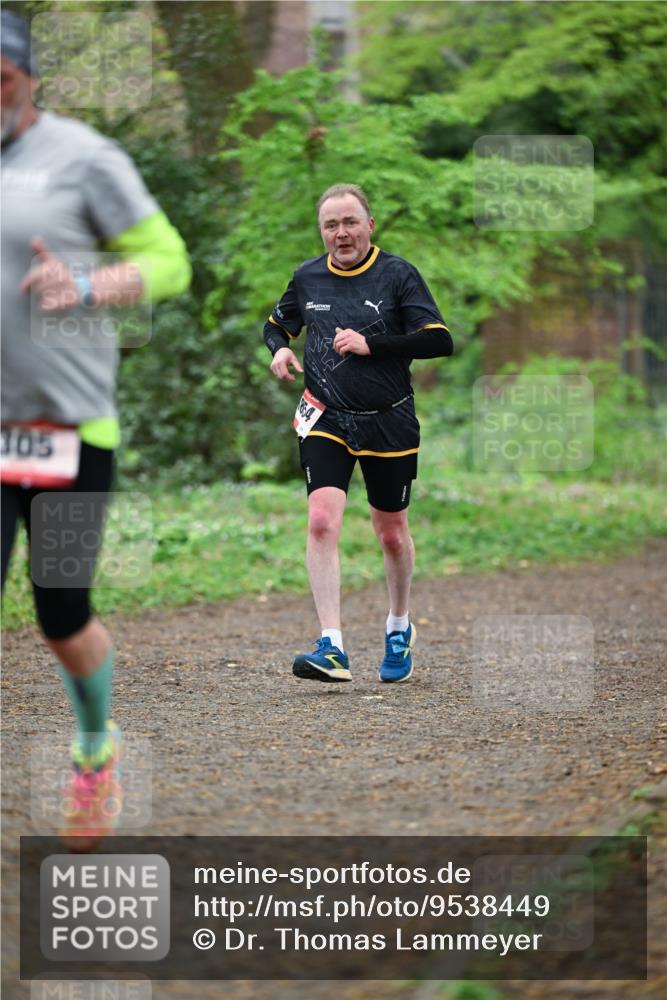 19.04.2026 - Hammer Lauf Dr. Thomas Lammeyer http://msf.ph/oto/9538449 19.04.2026 10:35:31 Laufen 105 meine-sportfotos.de