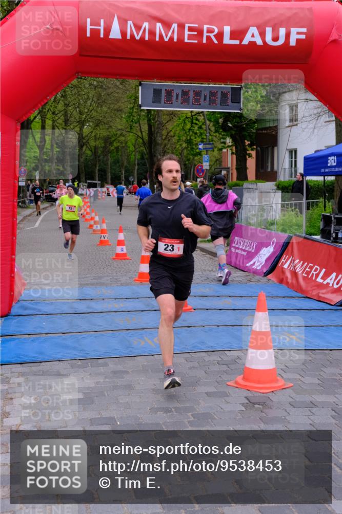 19.04.2026 - Hammer Lauf Tim E. http://msf.ph/oto/9538453 19.04.2026 11:26:46 Ziel 3, 15, 23, 163, 929, 1163, 1300 meine-sportfotos.de