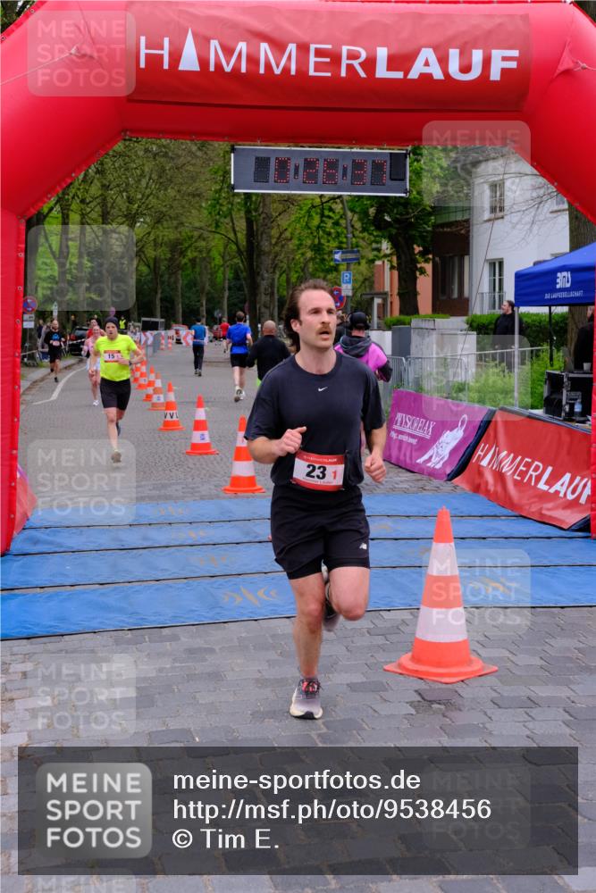 19.04.2026 - Hammer Lauf Tim E. http://msf.ph/oto/9538456 19.04.2026 11:26:46 Ziel 3, 15, 23, 163, 929, 1163, 1300 meine-sportfotos.de