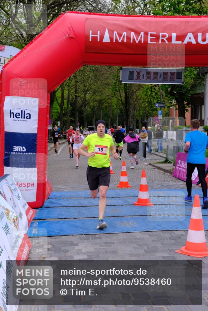 19.04.2026 - Hammer Lauf Tim E. http://msf.ph/oto/9538460 19.04.2026 11:26:48 Ziel 3, 13, 15, 23, 163, 174, 929, 1300 meine-sportfotos.de