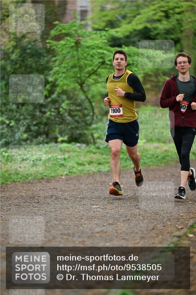 19.04.2026 - Hammer Lauf Dr. Thomas Lammeyer http://msf.ph/oto/9538505 19.04.2026 10:35:42 Laufen 1900 meine-sportfotos.de