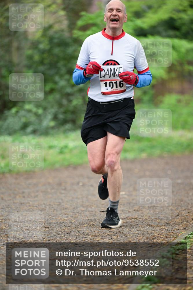 19.04.2026 - Hammer Lauf Dr. Thomas Lammeyer http://msf.ph/oto/9538552 19.04.2026 10:36:02 Laufen 1016 meine-sportfotos.de