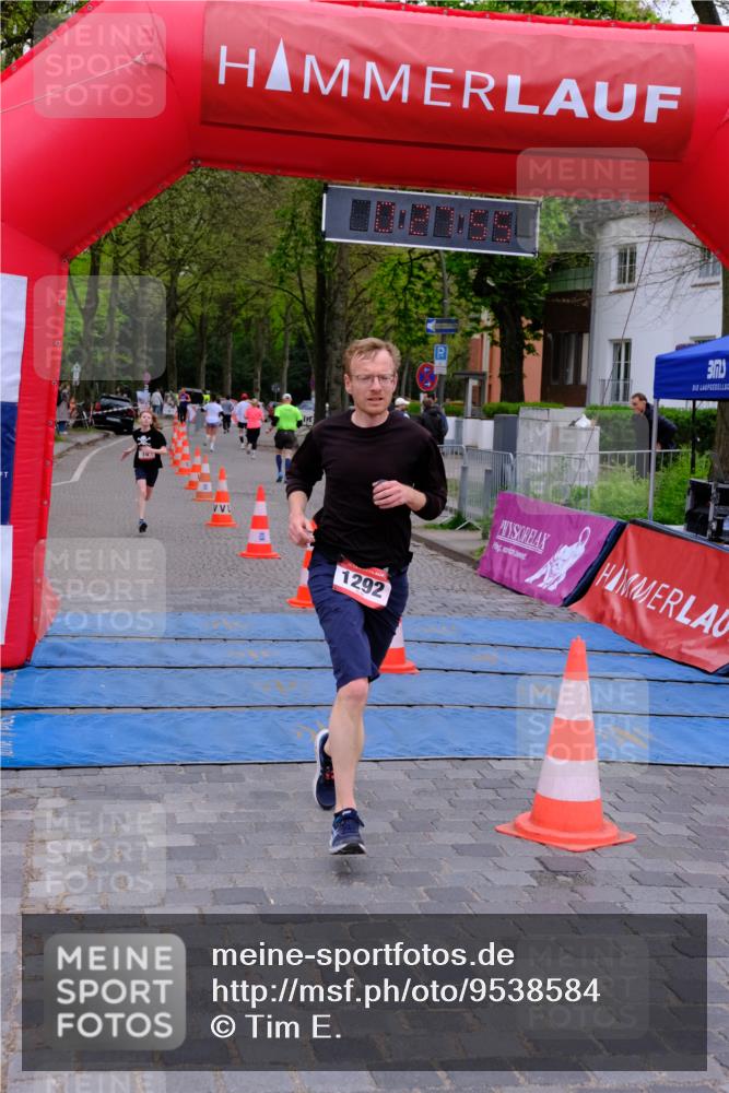 19.04.2026 - Hammer Lauf Tim E. http://msf.ph/oto/9538584 19.04.2026 11:28:03 Ziel 14, 437, 933, 1255, 1292 meine-sportfotos.de