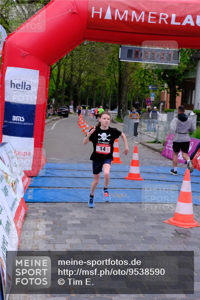 19.04.2026 - Hammer Lauf Tim E. http://msf.ph/oto/9538590 19.04.2026 11:28:05 Ziel 14, 437, 864, 933, 1292 meine-sportfotos.de