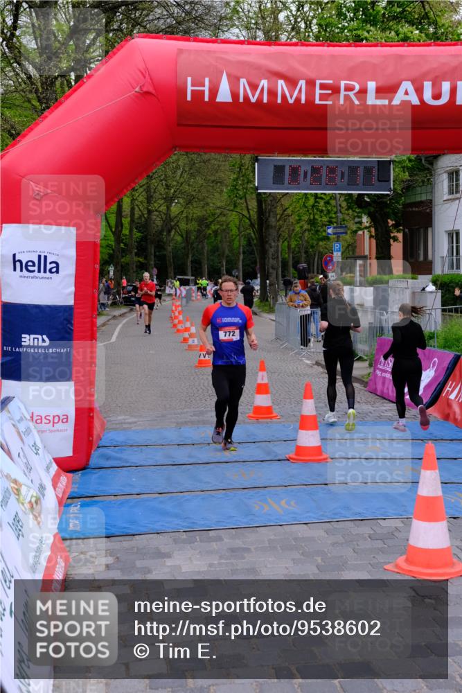 19.04.2026 - Hammer Lauf Tim E. http://msf.ph/oto/9538602 19.04.2026 11:28:19 Ziel 467, 772, 825 meine-sportfotos.de
