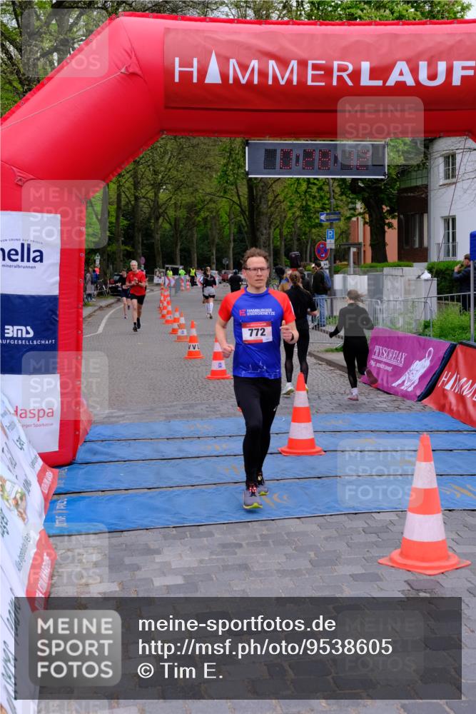 19.04.2026 - Hammer Lauf Tim E. http://msf.ph/oto/9538605 19.04.2026 11:28:20 Ziel 7, 467, 772, 825 meine-sportfotos.de