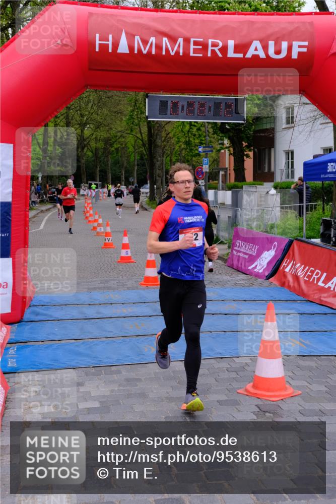 19.04.2026 - Hammer Lauf Tim E. http://msf.ph/oto/9538613 19.04.2026 11:28:20 Ziel 7, 467, 772, 825 meine-sportfotos.de