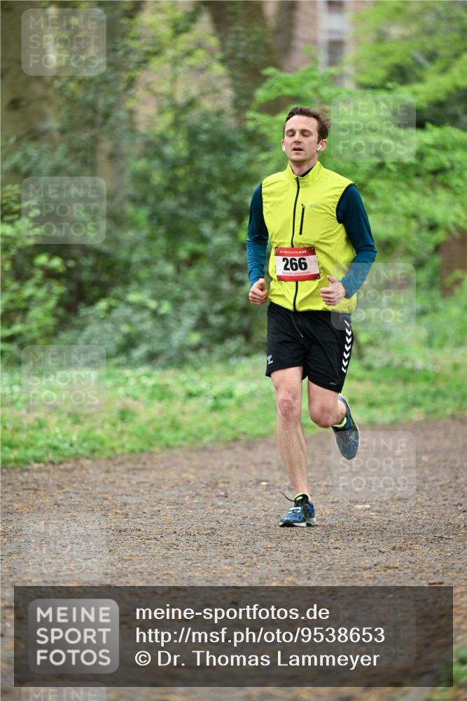 19.04.2026 - Hammer Lauf Dr. Thomas Lammeyer http://msf.ph/oto/9538653 19.04.2026 10:36:41 Laufen 266 meine-sportfotos.de
