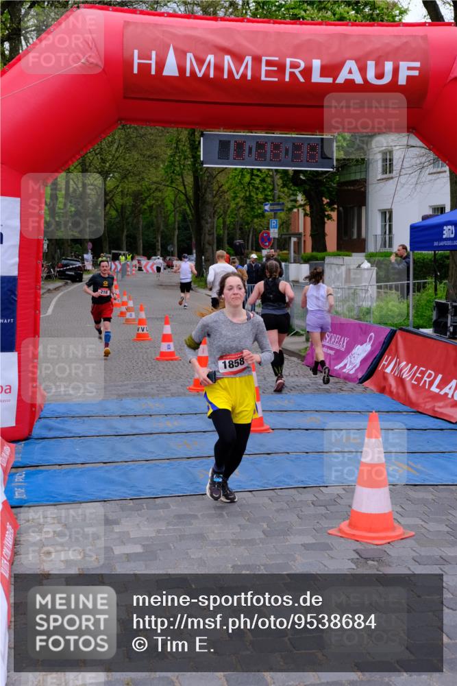 19.04.2026 - Hammer Lauf Tim E. http://msf.ph/oto/9538684 19.04.2026 11:28:46 Ziel 218, 412, 549, 987, 1096, 1858 meine-sportfotos.de