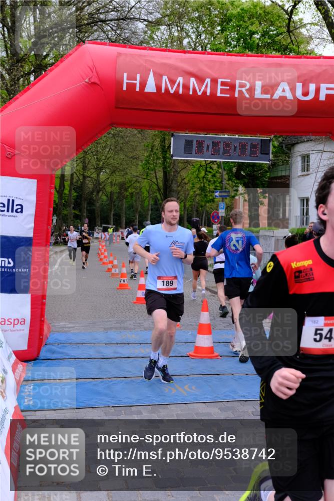 19.04.2026 - Hammer Lauf Tim E. http://msf.ph/oto/9538742 19.04.2026 11:29:11 Ziel 144, 145, 146, 189, 326, 545, 637, 656, 830, 938, 986, 1231, 1268 meine-sportfotos.de