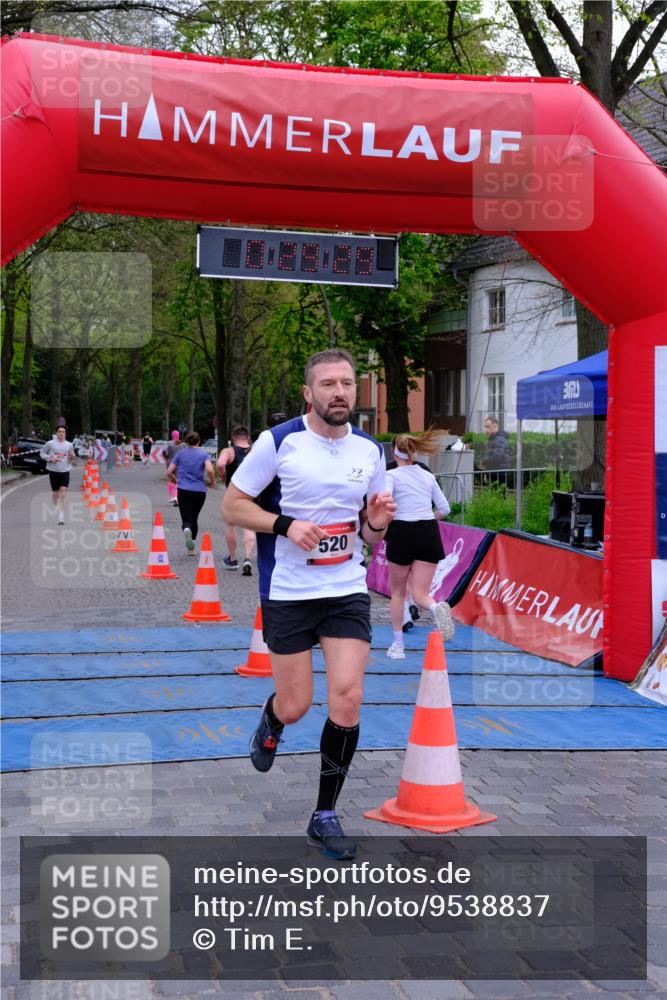 19.04.2026 - Hammer Lauf Tim E. http://msf.ph/oto/9538837 19.04.2026 11:29:37 Ziel 9, 10, 11, 513, 514, 520, 524, 525, 823, 1151 meine-sportfotos.de