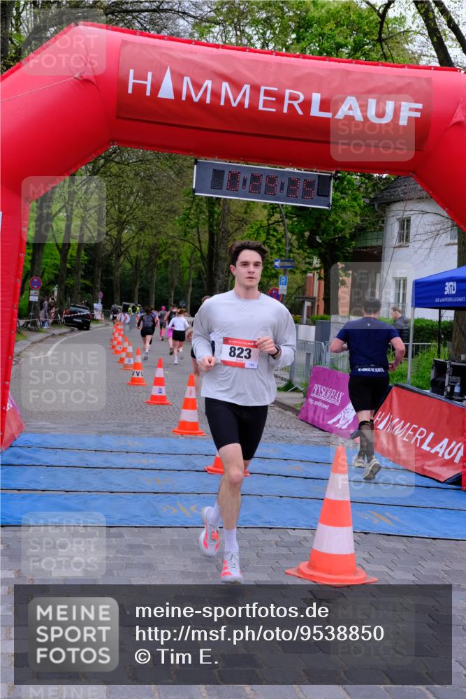 19.04.2026 - Hammer Lauf Tim E. http://msf.ph/oto/9538850 19.04.2026 11:29:43 Ziel 9, 10, 150, 823 meine-sportfotos.de