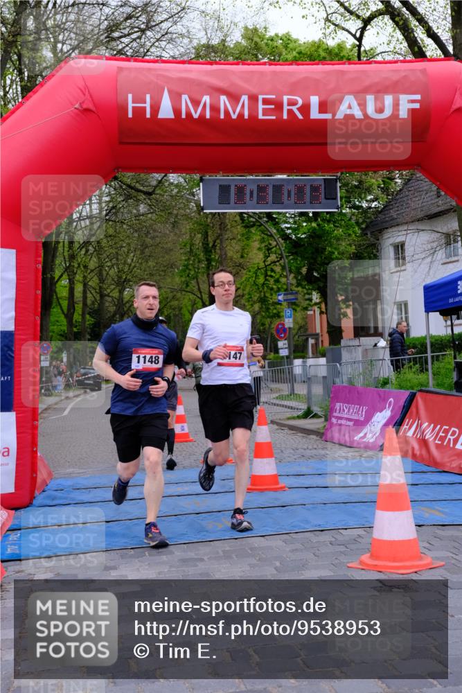 19.04.2026 - Hammer Lauf Tim E. http://msf.ph/oto/9538953 19.04.2026 11:31:11 Ziel 211, 939, 1147, 1148, 1878 meine-sportfotos.de