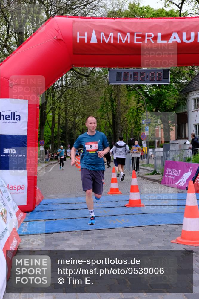 19.04.2026 - Hammer Lauf Tim E. http://msf.ph/oto/9539006 19.04.2026 11:32:08 Ziel 411, 931, 1876 meine-sportfotos.de