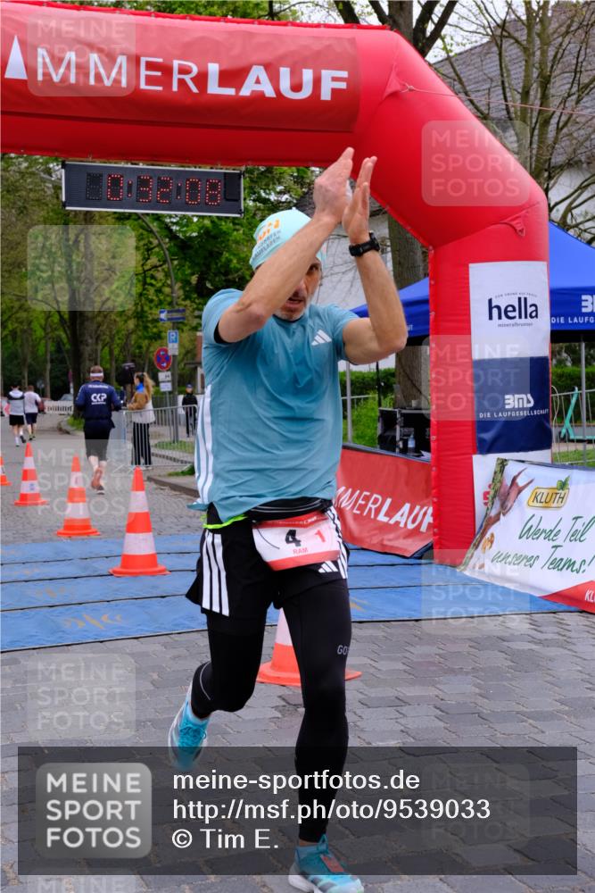 19.04.2026 - Hammer Lauf Tim E. http://msf.ph/oto/9539033 19.04.2026 11:32:16 Ziel 4, 928, 1876 meine-sportfotos.de