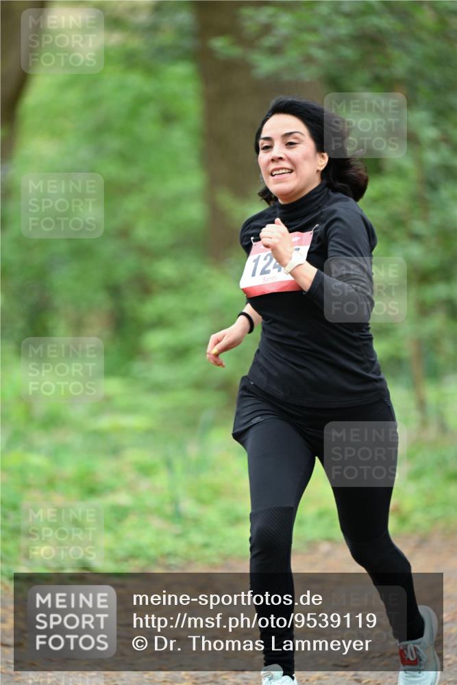 19.04.2026 - Hammer Lauf Dr. Thomas Lammeyer http://msf.ph/oto/9539119 19.04.2026 10:38:34 Laufen 124 meine-sportfotos.de