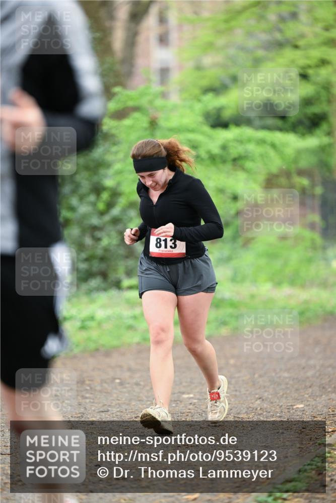 19.04.2026 - Hammer Lauf Dr. Thomas Lammeyer http://msf.ph/oto/9539123 19.04.2026 10:38:35 Laufen 813 meine-sportfotos.de