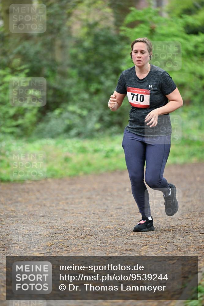 19.04.2026 - Hammer Lauf Dr. Thomas Lammeyer http://msf.ph/oto/9539244 19.04.2026 10:39:22 Laufen 710 meine-sportfotos.de