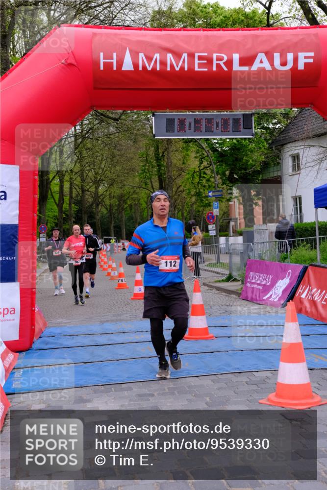 19.04.2026 - Hammer Lauf Tim E. http://msf.ph/oto/9539330 19.04.2026 11:34:09 Ziel 8, 112, 307, 601, 929 meine-sportfotos.de