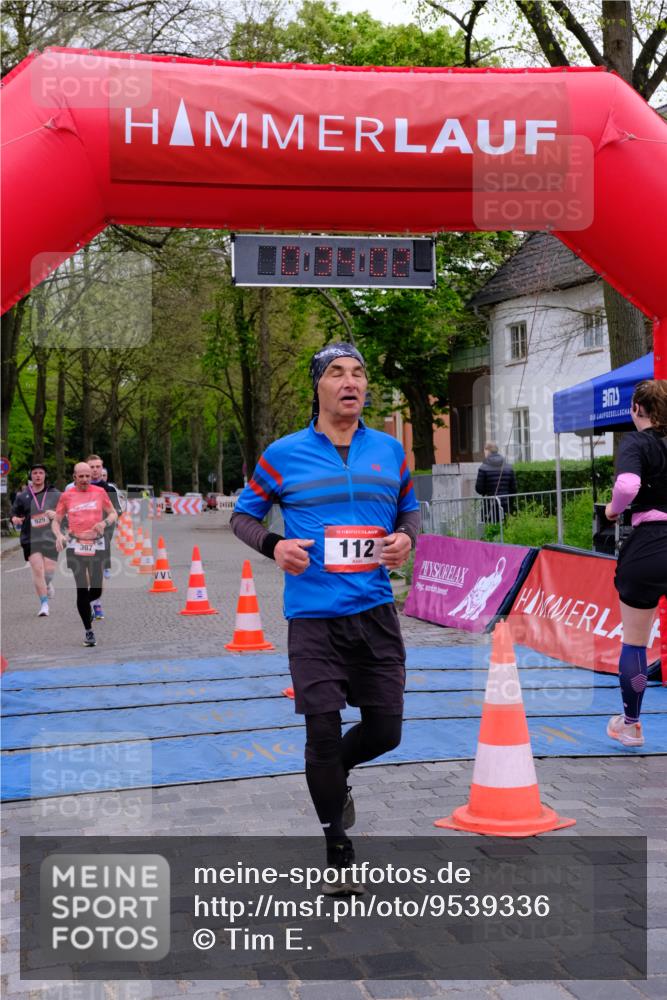 19.04.2026 - Hammer Lauf Tim E. http://msf.ph/oto/9539336 19.04.2026 11:34:10 Ziel 8, 112, 307, 601, 860, 929 meine-sportfotos.de