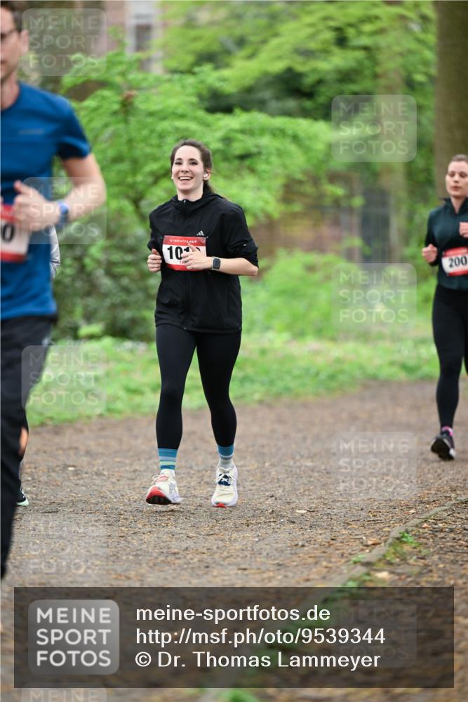 19.04.2026 - Hammer Lauf Dr. Thomas Lammeyer http://msf.ph/oto/9539344 19.04.2026 10:39:42 Laufen 200 meine-sportfotos.de
