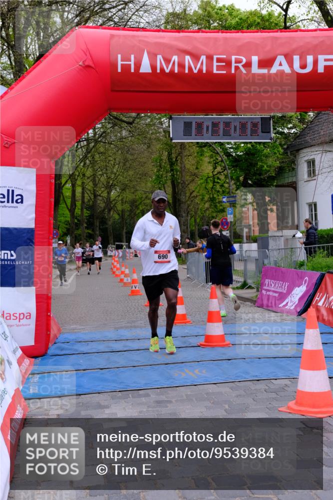 19.04.2026 - Hammer Lauf Tim E. http://msf.ph/oto/9539384 19.04.2026 11:34:17 Ziel 307, 601, 690, 860, 929, 1085 meine-sportfotos.de