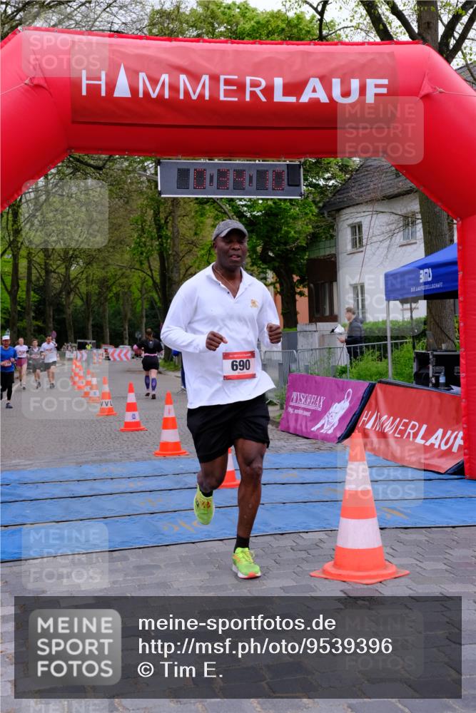 19.04.2026 - Hammer Lauf Tim E. http://msf.ph/oto/9539396 19.04.2026 11:34:18 Ziel 690, 775, 860, 929, 1085 meine-sportfotos.de