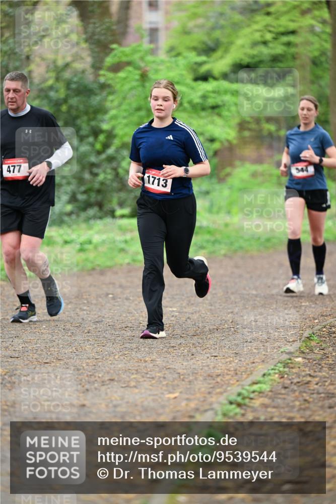 19.04.2026 - Hammer Lauf Dr. Thomas Lammeyer http://msf.ph/oto/9539544 19.04.2026 10:40:27 Laufen 477, 1713, 344 meine-sportfotos.de