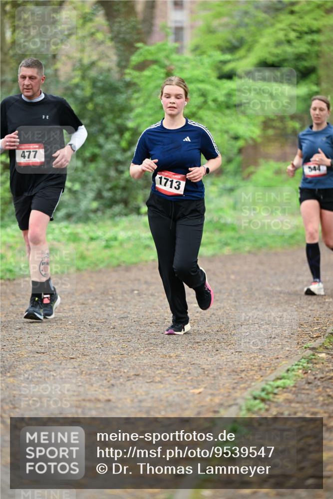 19.04.2026 - Hammer Lauf Dr. Thomas Lammeyer http://msf.ph/oto/9539547 19.04.2026 10:40:27 Laufen 477, 1713, 544 meine-sportfotos.de