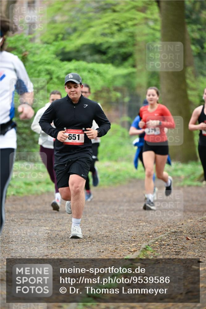 19.04.2026 - Hammer Lauf Dr. Thomas Lammeyer http://msf.ph/oto/9539586 19.04.2026 10:40:35 Laufen 651 meine-sportfotos.de