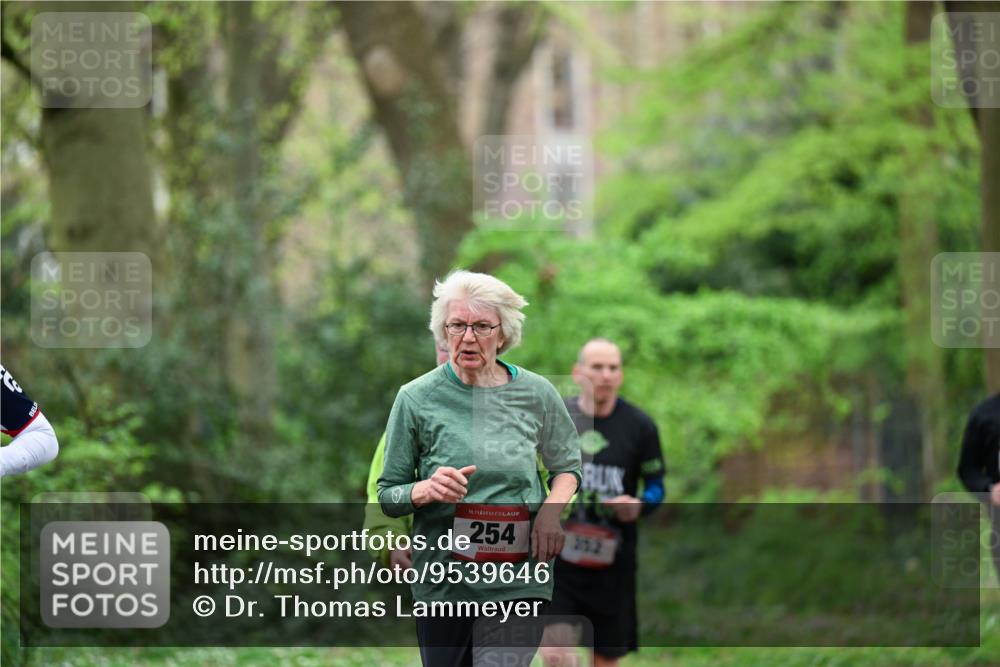 19.04.2026 - Hammer Lauf Dr. Thomas Lammeyer http://msf.ph/oto/9539646 19.04.2026 10:40:44 Laufen 254, 352 meine-sportfotos.de